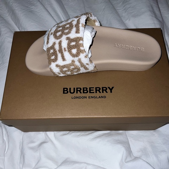 Burberry Archive Beige Slides - Picture 1 of 5